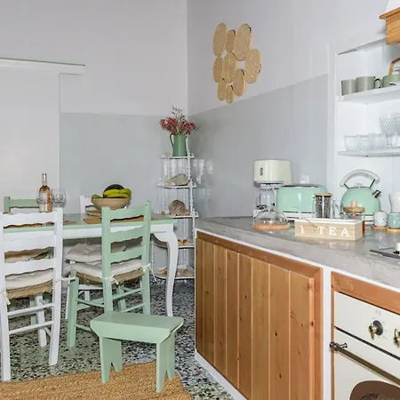Velitini's House Alianda